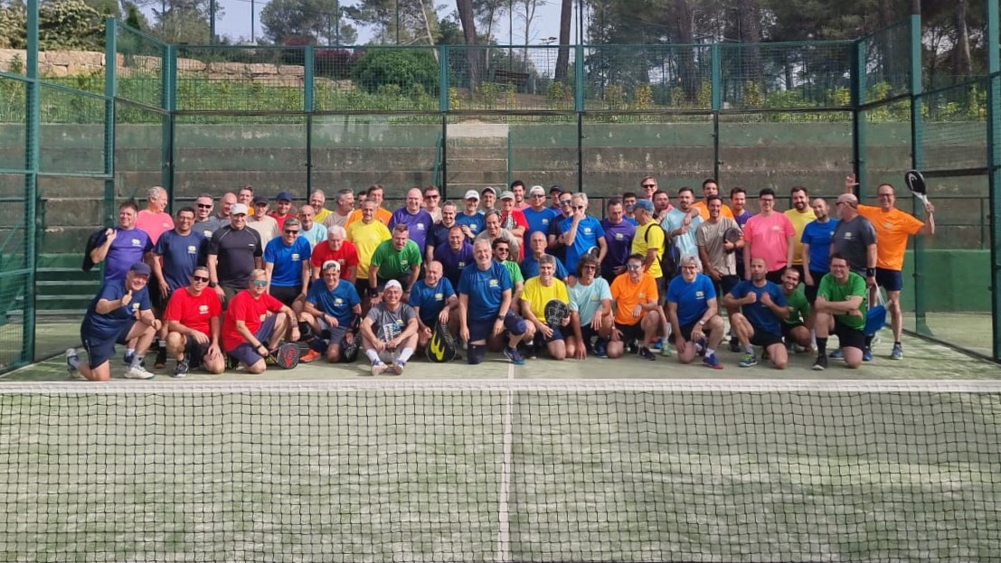 Gran jornada de pàdel del Grup Moñas al Club