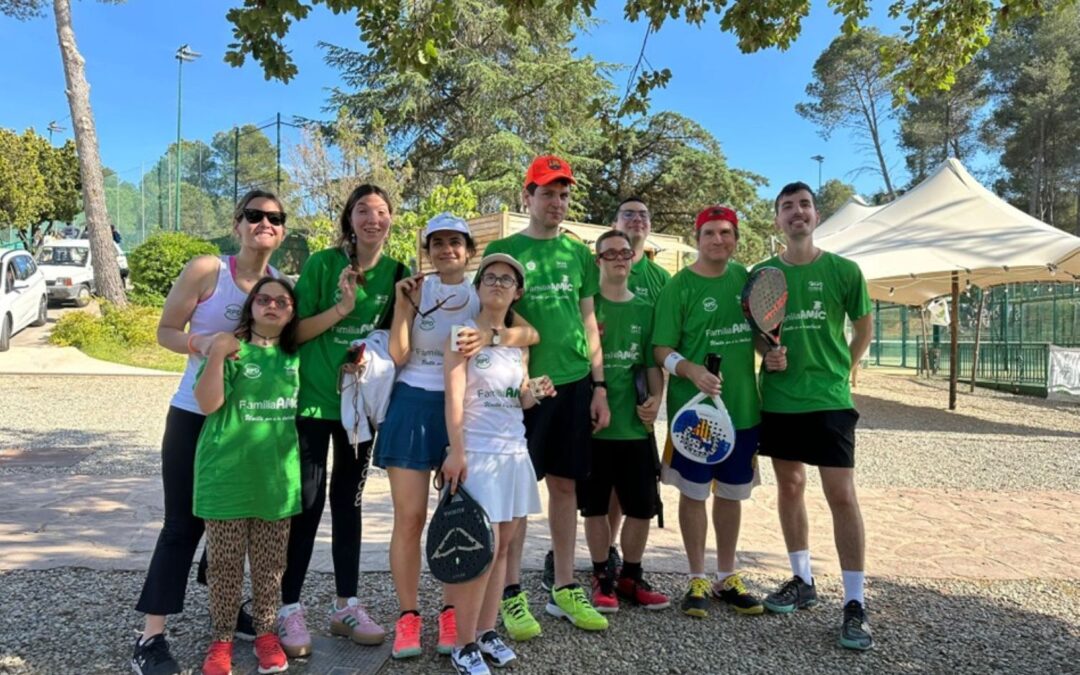 Molta solidaritat en el VIII Torneig de Pàdel Internacional Solidari de FamiliaAMIC