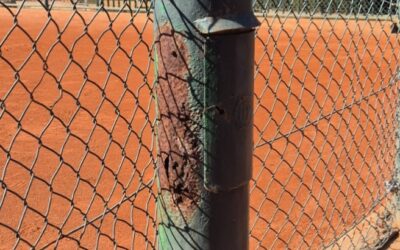 Substitució dels bàculs d’il·luminació de les pistes 6, 7 i 8