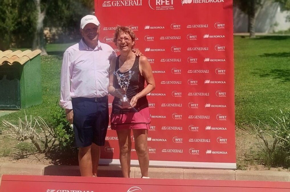 Ángela Díaz, campiona d’Espanya +75, i Belén Oria, subcampiona de dobles +65